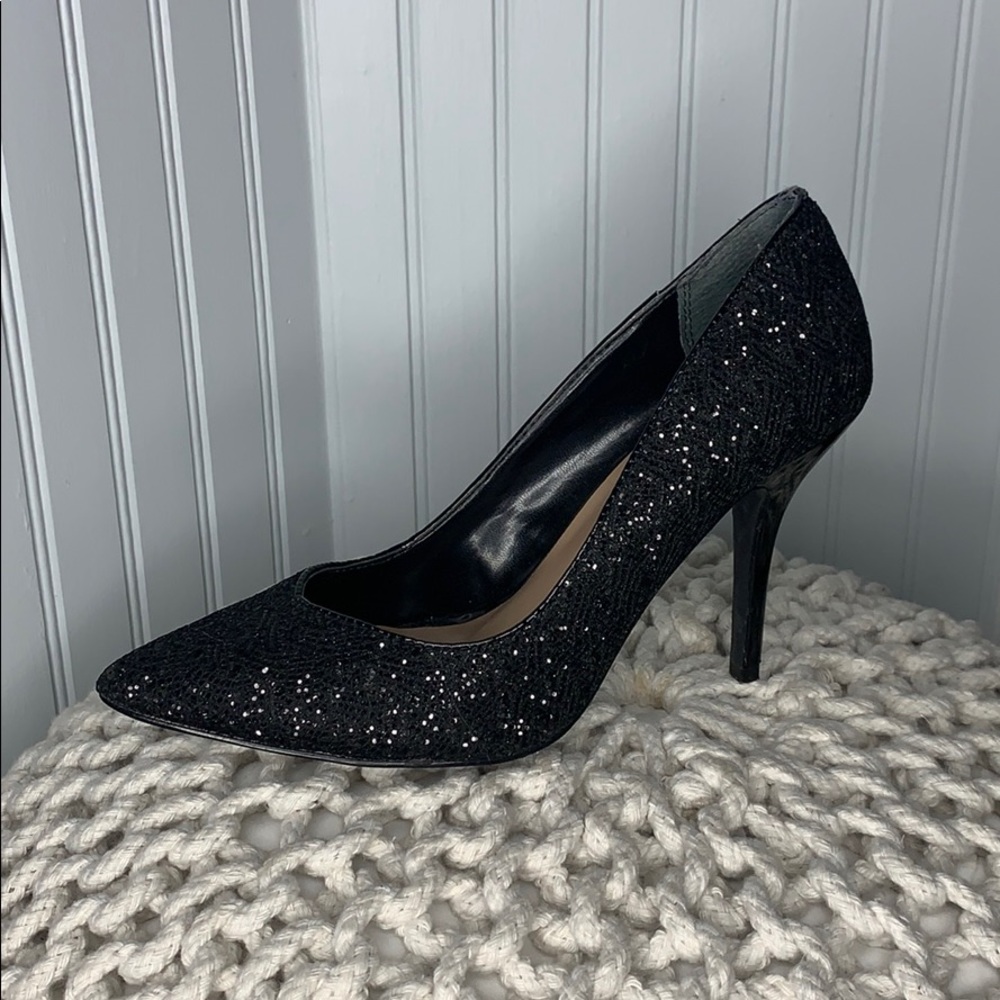SPARKLY BLACK STILETTOS